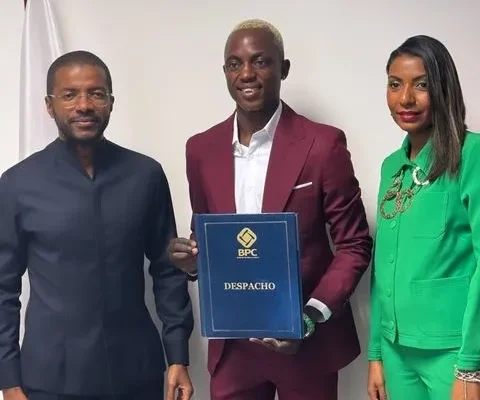 Estrela Angolana Gibelé Brilha Ao Assinar Contrato Com O Banco BPC